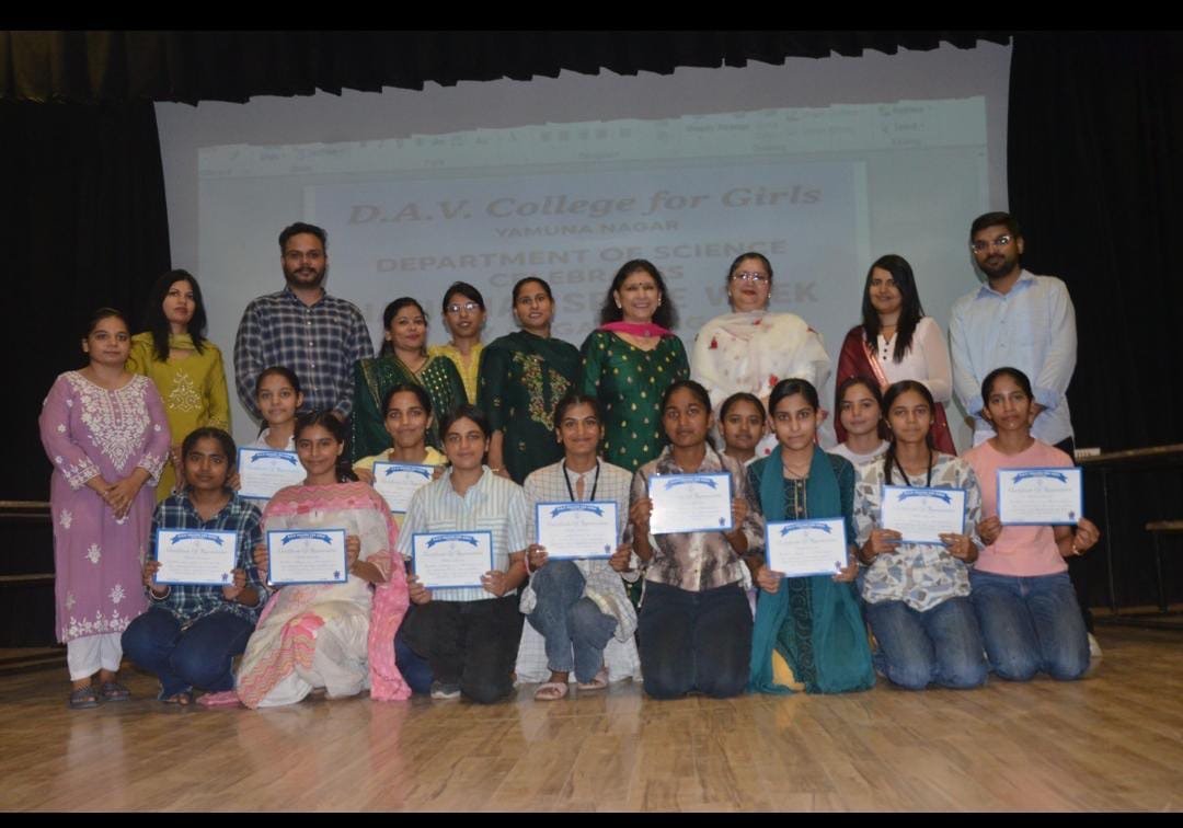 यमुनानगर , प्रश्नोत्तरी प्रतियोगिता में प्रियंका, कनिका व पलक की टीम ने मारी बाजी