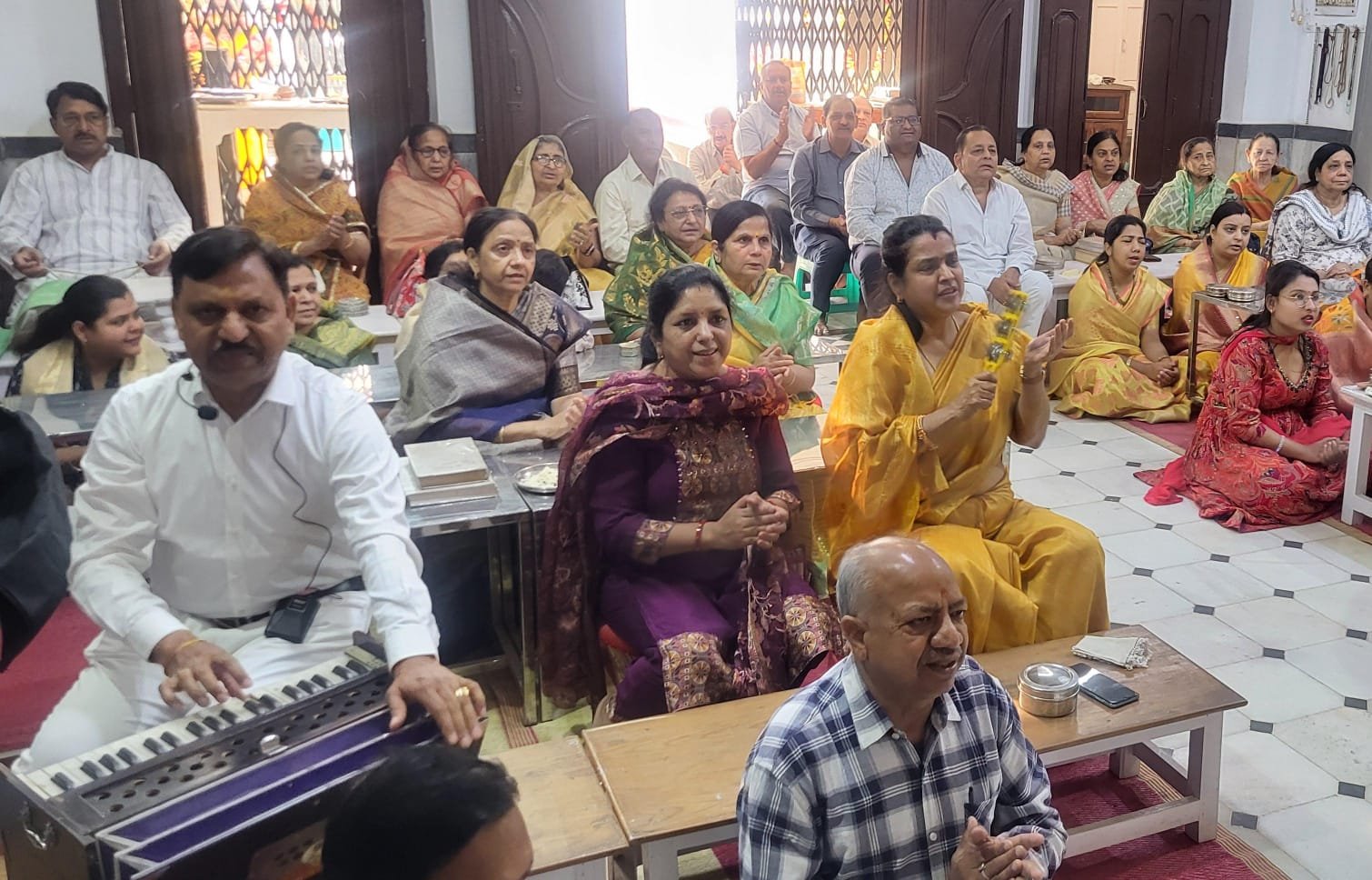 उत्तर प्रदेश, मेरठ : विश्व नवकार दिवस पर नमोकार मंत्र जाप, शांति-सद्भाव का संदेश